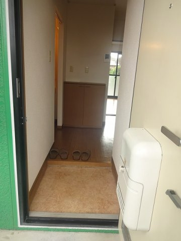 チェリーロード2の玄関