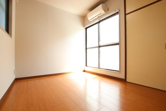 シゲノコーポの居間・リビング