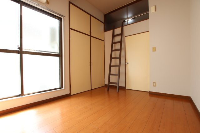 ルミナス町屋の居間・リビング