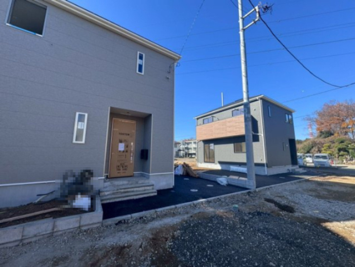 新築一戸建て 所沢市下富　全３区画の外観|間口広々