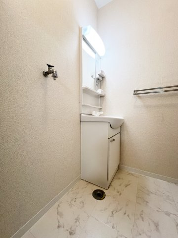 パークビレッヂA号棟の設備|洗濯機置き場