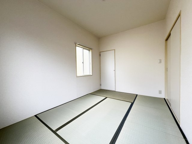 パークビレッヂA号棟の和室