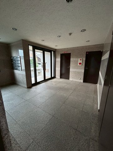 グランドメゾン池上Ⅱのロビー|建物の内部です