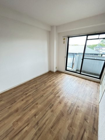 グランドメゾン池上Ⅱの居間・リビング|使いやすい居間です