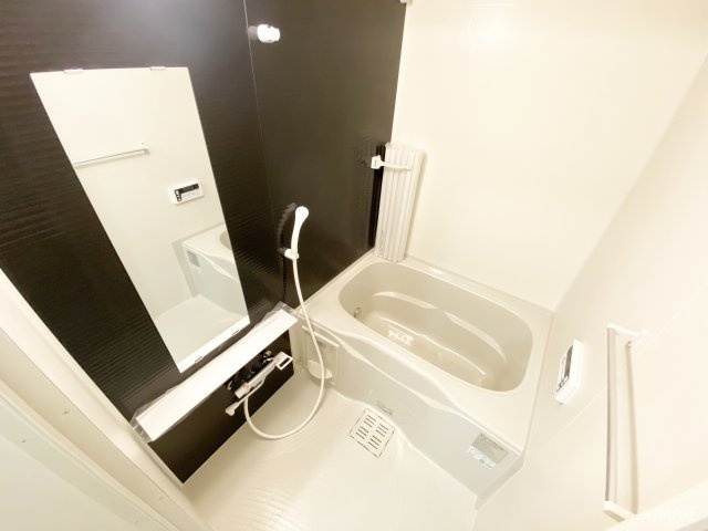 ＭＯＫーＴＥＲＲＡＣＥ西大宮　Ａ棟の浴室|ゆったりできるバスルーム☆