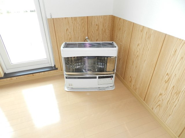 ハイツひとみ２０（左）の設備