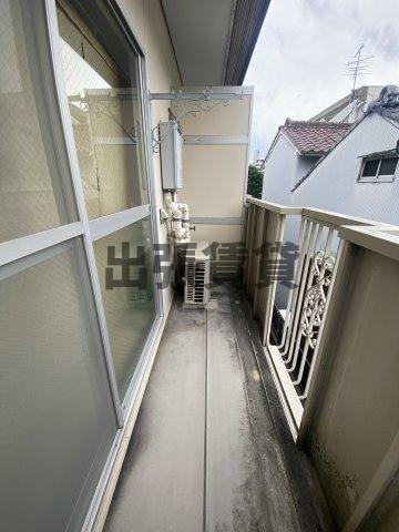 仲介手数料0円！！ラ・モンターニュのバルコニー