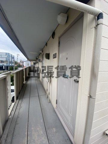 仲介手数料0円！！ラ・モンターニュの玄関