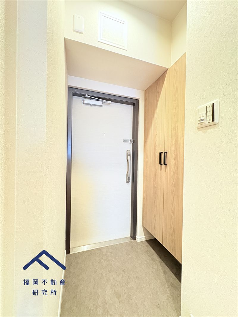 チサンマンション博多第5の玄関