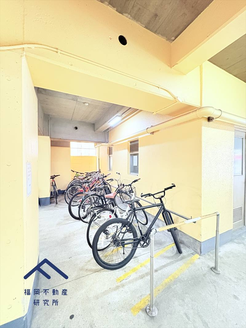 チサンマンション博多第5の駐車場