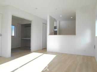 【居間・リビング】 | 福島市松川町新築一戸建て4棟 | ゆったりとしたリビングです