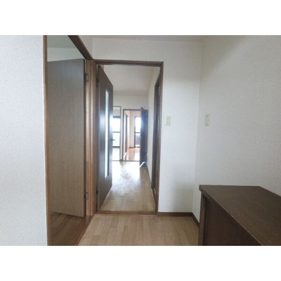 【玄関】 | ルミエール八幡 | ※同建物同型別のお部屋