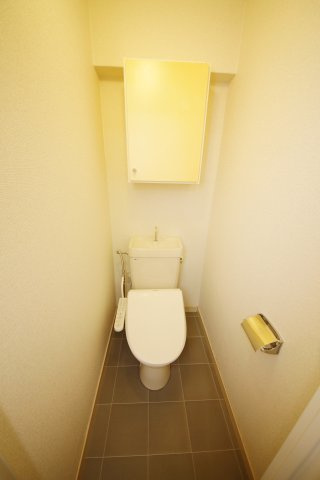 Maison Sakaeのトイレ