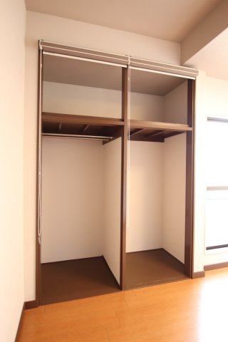 ルミナス町屋の収納