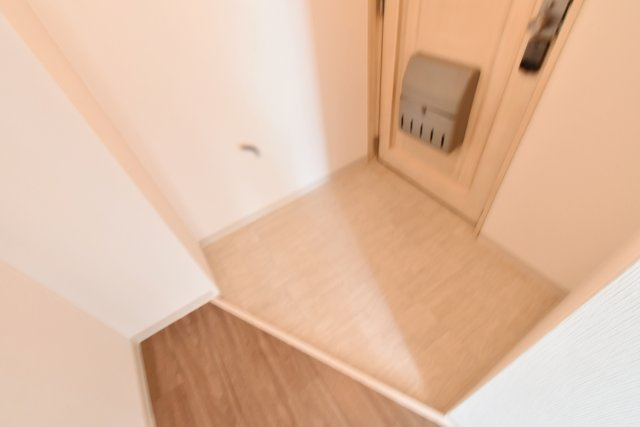 カルム甲子園の玄関