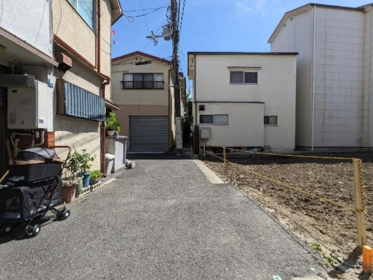 大阪市旭区中宮3丁目C号地　土地の前面道路含む現地写真