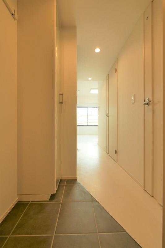 ハーモニーフラッツ住吉の玄関