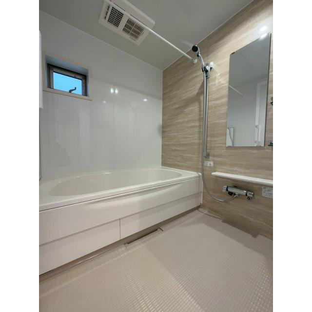 さいたま市南区根岸２丁目の一戸建ての浴室