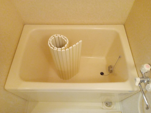 川崎市麻生区上麻生５丁目の賃貸マンションの浴室|別部屋参考