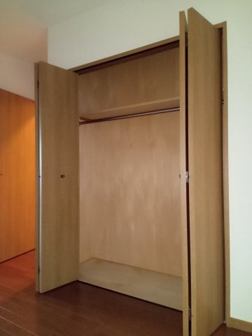 川崎市麻生区上麻生５丁目の賃貸マンションの収納|別部屋参考