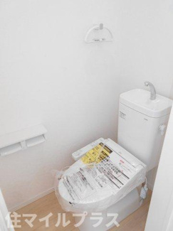 【トイレ】 | 福島市松川町新築一戸建て4棟 | 落ち着いた色調のトイレです