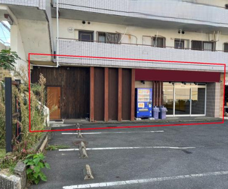 大津市萱野浦の店舗事務所の外観