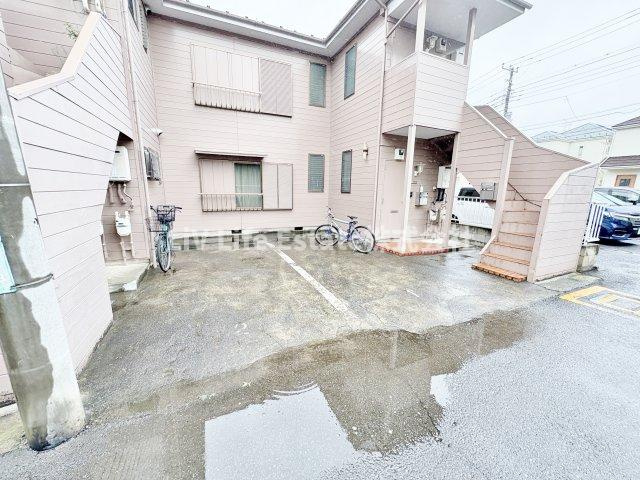 日美ハイムの駐車場