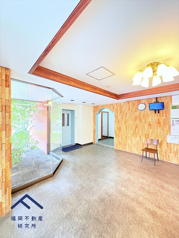 高宮オークマンションのエントランス