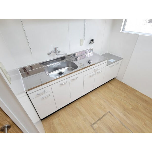 朝霧南町4丁目戸建のキッチン