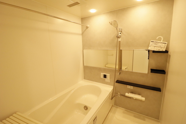 コンフォート若松の浴室|浴室