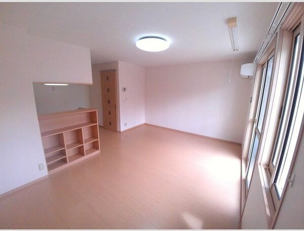 リーリエ・グランシャリオ　グランシャリオの居間・リビング|居間です