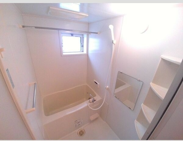 リーリエ・グランシャリオ　グランシャリオの浴室|お風呂で日々の疲れを落としましょう