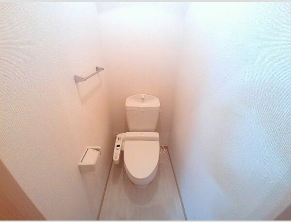 リーリエ・グランシャリオ　グランシャリオのトイレ|コンパクトで使いやすいトイレです