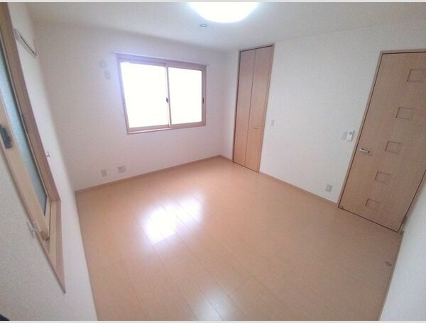 リーリエ・グランシャリオ　グランシャリオの寝室|落ち着いて過ごせるお部屋なので、寝室にいかがでしょうか