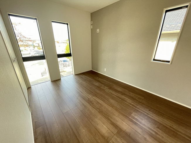 【洋室】 | 各務原市鵜沼朝日町4丁目