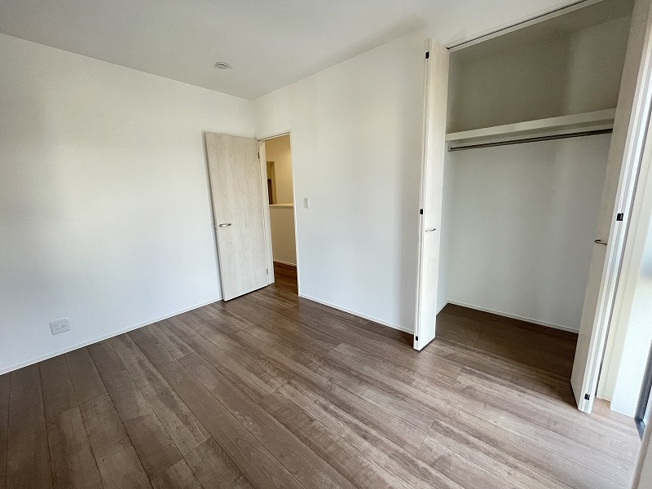 【洋室】 | 各務原市鵜沼朝日町4丁目