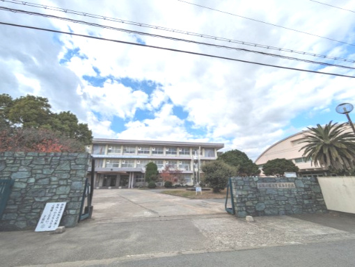 和歌山市　西浜の周辺|星林高校
徒歩距離　約1689ｍ
徒歩　　　約22分

