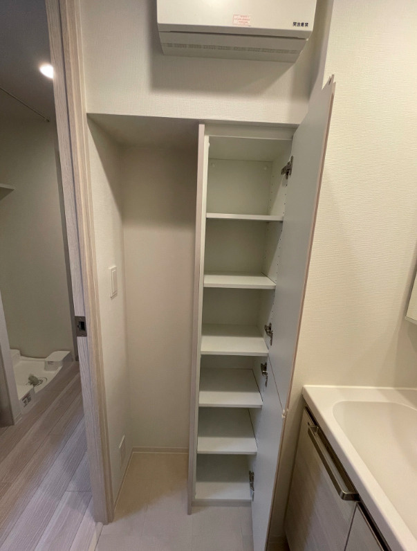コンフォリア・リヴ博労町一丁目Ｑの収納