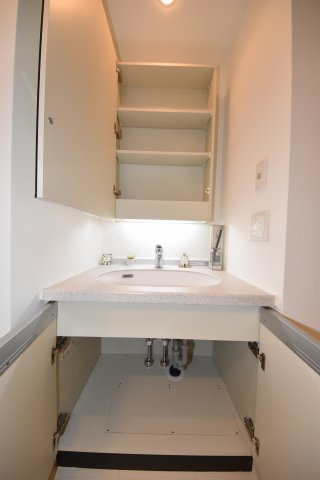 大阪市西区新町１丁目の賃貸マンション