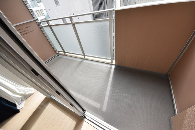 大阪市西区新町１丁目の賃貸マンションのバルコニー