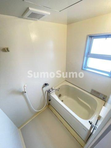 コーポかわらだの浴室