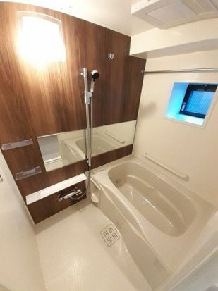 Ｌｉｎｏ　ａｓａｋｕｓａの浴室