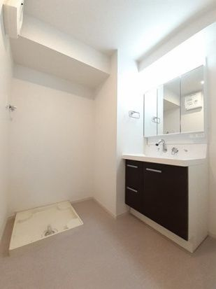 Ｌｉｎｏ　ａｓａｋｕｓａの独立洗面台