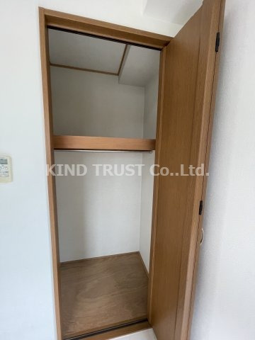 ビガーポリス101扇町の収納|奥行きのある収納スペースです