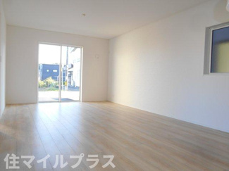 【居間・リビング】 | 福島市松川町新築一戸建て4棟 | 使いやすい居間です