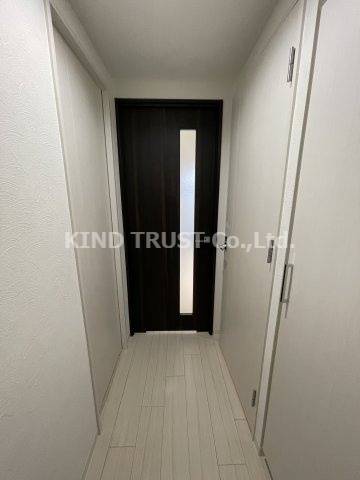 ビガーポリス369天神橋三丁目Ⅱアルチェの玄関|落ち着いた玄関です