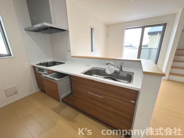 藤沢市辻堂東海岸1丁目　新築戸建　1号棟のキッチン|対面式キッチンで家族との会話もはずみます☆