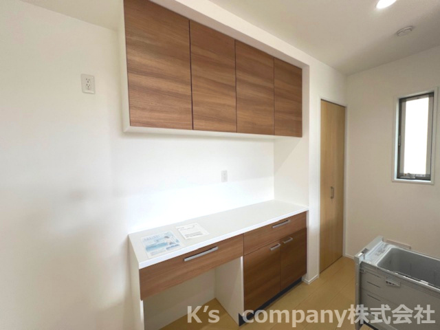 藤沢市辻堂東海岸1丁目　新築戸建　1号棟の収納|食器棚もございますので、すぐに新生活がスタートできます☆