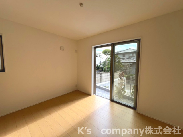 藤沢市辻堂東海岸1丁目　新築戸建　1号棟の子供部屋|明るい洋室は子供部屋にもぴったりです☆