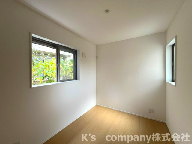 藤沢市辻堂東海岸1丁目　新築戸建　1号棟の洋室|通風も良好です♪